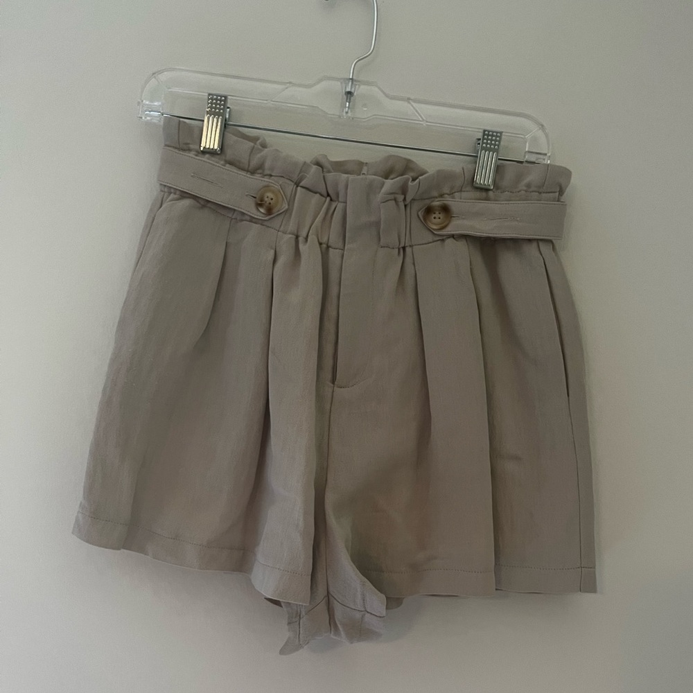 Brand: Millibon | Size: Small | Color: Cream/Beige